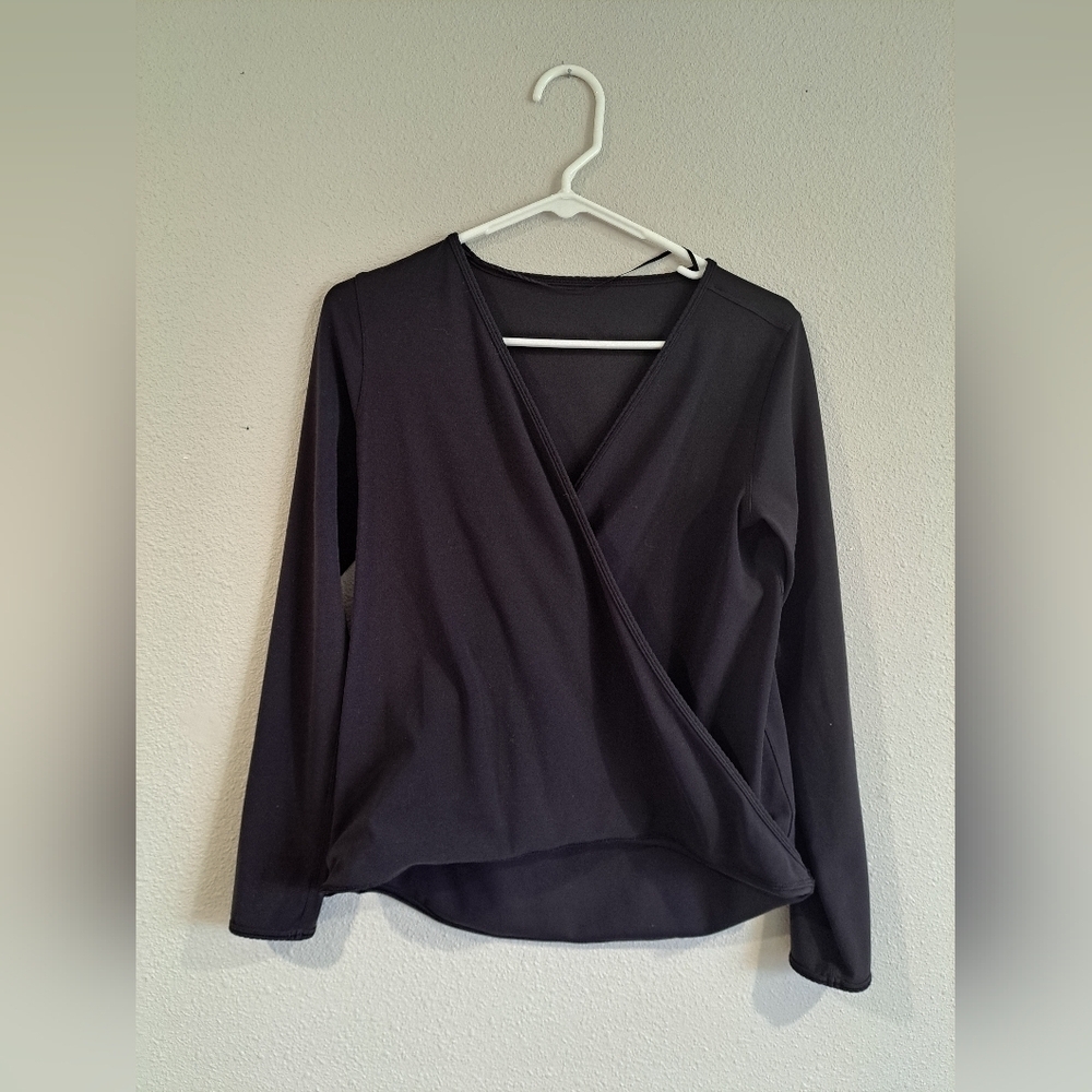Lululemon black Full Freedom Long Sleeve surplice top size 2 - Picture 7 of 7